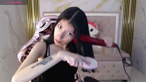 Verana  online show from 25, 11, 2025