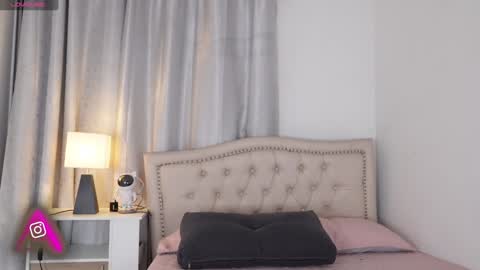 Snapshot of vero_cam chatting on 24, 12, 2024 vero_cam online show from 24, 12, 2024