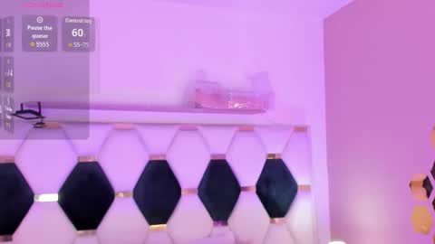 Vero xxx online show from 9, 11, 2025