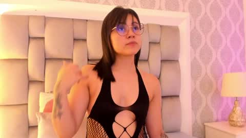 vero domplay online show from 7, 4, 2026