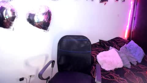  karolina online show from 23, 2, 2025