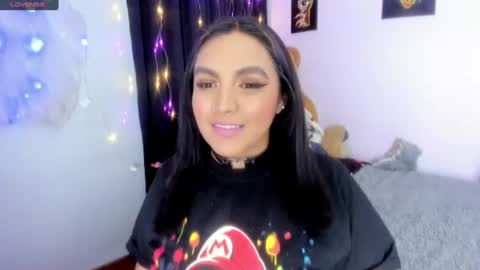 Snapshot of vero_jhonson chatting on 3, 7, 2026 karolina online show from 3, 7, 2026