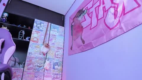     online show from 11, 9, 2025