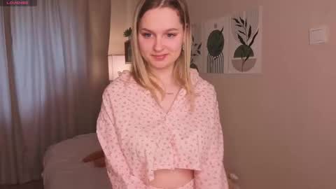 Snapshot of verocat chatting on 21, 9, 2025 Veronica online show from 21, 9, 2025