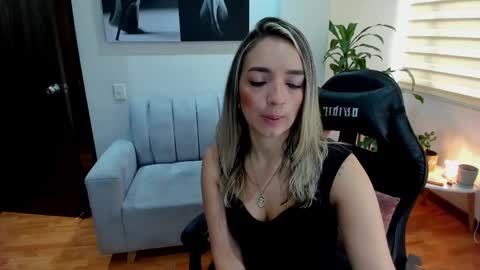 Catalina online show from 25, 2, 2025