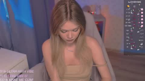 Snapshot of veronaaura chatting on 15, 9, 2025 Tiffany online show from 15, 9, 2025