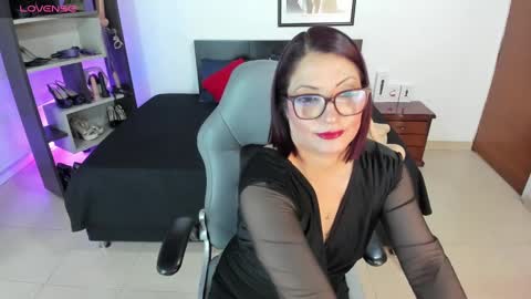 Snapshot of veronica_jacobss1 chatting on 9, 2, 2025 Vero Milf online show from 9, 2, 2025