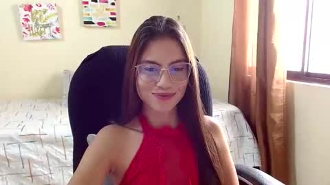 Snapshot of veronicamiller22 chatting on 2, 10, 2025 Veronica Miller online show from 2, 10, 2025