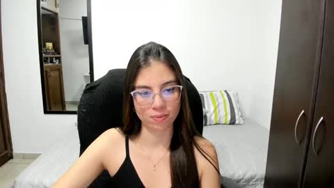 Snapshot of veronicamiller22 chatting on 20, 4, 2026 Veronica Miller online show from 20, 4, 2026