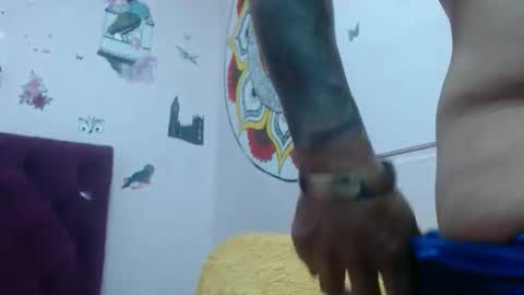 Snapshot of veronicaqueen2 chatting on 16, 10, 2025 veronicaqueen2 online show from 16, 10, 2025