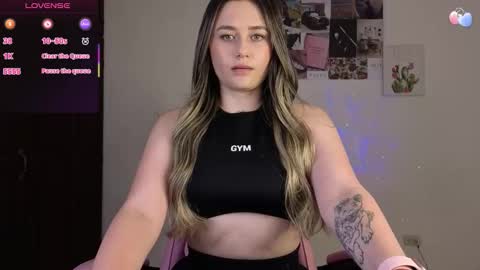 Snapshot of veronika__winslow_ chatting on 10, 1, 2026 Vero online show from 10, 1, 2026