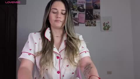 Snapshot of veronika__winslow_ chatting on 25, 2, 2026 Vero online show from 25, 2, 2026