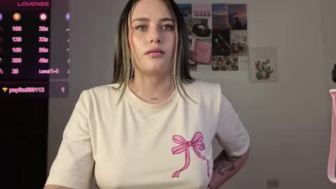 Snapshot of veronika__winslow_ chatting on 13, 3, 2026 Vero online show from 13, 3, 2026