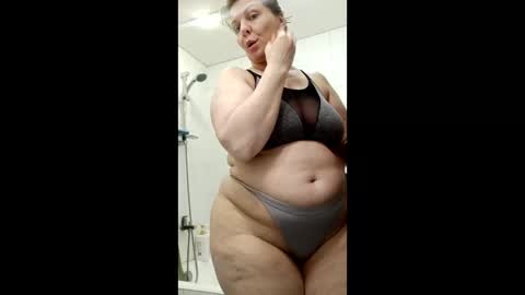 Snapshot of veronikawgold chatting on 21, 3, 2026 VeronikawGold online show from 21, 3, 2026