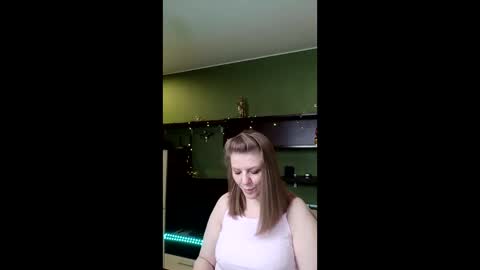 Snapshot of veronikawgold chatting on 24, 3, 2026 VeronikawGold online show from 24, 3, 2026