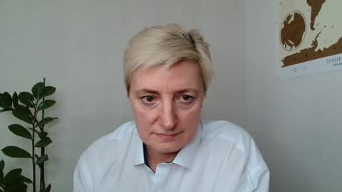 Snapshot of verony_ chatting on 7, 3, 2025 verony_ online show from 7, 3, 2025