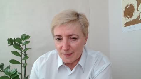 Snapshot of verony_ chatting on 9, 3, 2025 verony_ online show from 9, 3, 2025