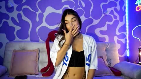        online show from 8, 11, 2025