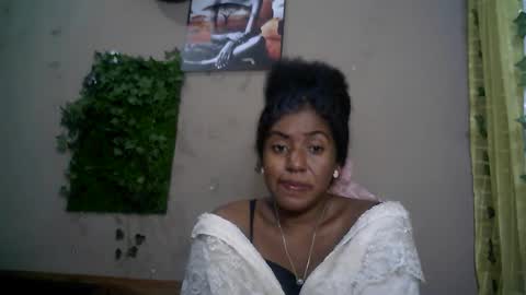 Snapshot of verronique1511 chatting on 19, 6, 2026 verronique1511 online show from 19, 6, 2026