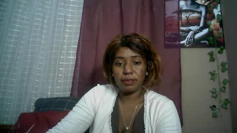 Snapshot of verronique1511 chatting on 2, 7, 2026 verronique1511 online show from 2, 7, 2026
