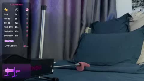 Snapshot of vers_gay chatting on 12, 4, 2026 Ethan online show from 12, 4, 2026