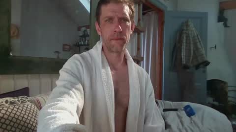 Snapshot of versatilexswede chatting on 30, 5, 2026 John online show from 30, 5, 2026
