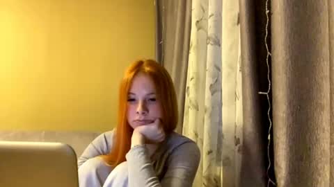 Snapshot of vertiegartrell chatting on 19, 5, 2026 Lina online show from 19, 5, 2026