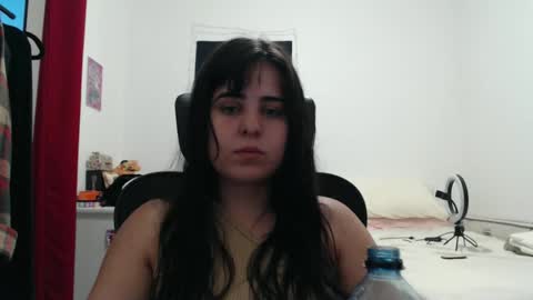Snapshot of veruca99 chatting on 15, 2, 2026 veruca99 online show from 15, 2, 2026