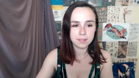 veryveryvery_shy online show from 15, 9, 2025