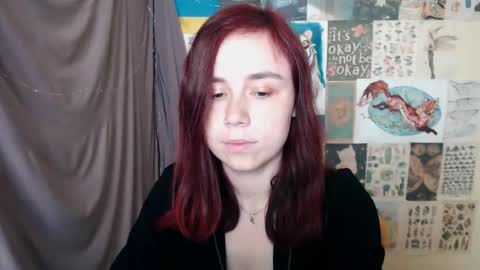 veryveryvery_shy online show from 24, 9, 2025