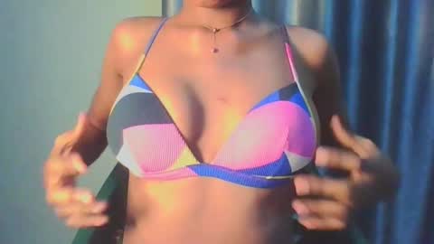 Snapshot of verywetpussy_ chatting on 28, 9, 2025 verywetpussy  online show from 28, 9, 2025