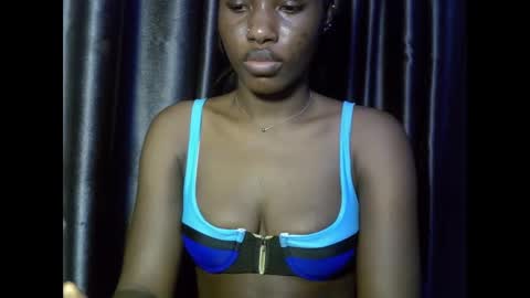 Snapshot of verywetpussy_ chatting on 21, 11, 2025 verywetpussy online show from 21, 11, 2025