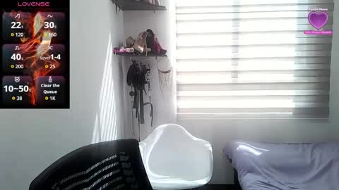 Vesper Vixen online show from 22, 9, 2025