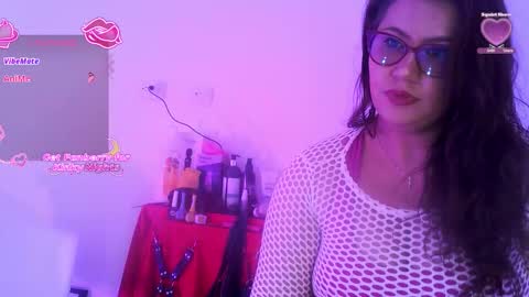 Vesper Vixen online show from 19, 12, 2025