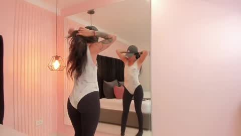 Snapshot of vexa_queen chatting on 21, 4, 2026 vexa online show from 21, 4, 2026