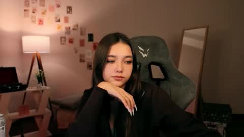 Snapshot of vexorin chatting on 26, 11, 2025 Rachel online show from 26, 11, 2025