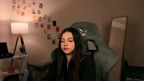 Snapshot of vexorin chatting on 27, 11, 2025 Rachel online show from 27, 11, 2025