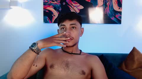 Snapshot of vezx chatting on 8, 4, 2026 Vezx online show from 8, 4, 2026