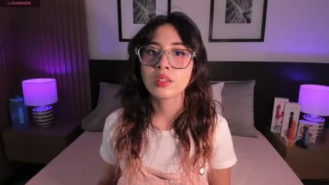 Anaya online show from 14, 10, 2025