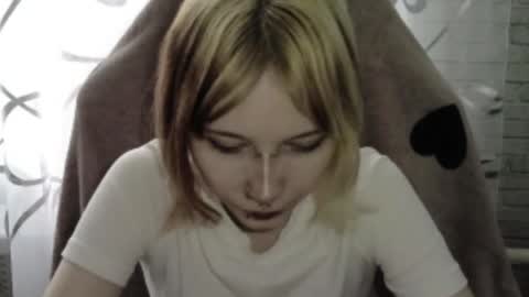 Snapshot of vi_nika chatting on 23, 4, 2026 Vinika online show from 23, 4, 2026