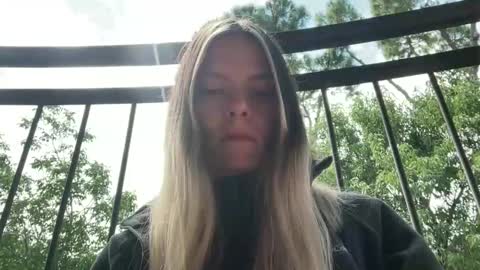 Snapshot of viajemos chatting on 19, 5, 2026 papichulo y mamichula online show from 19, 5, 2026