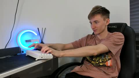 Snapshot of vibemygirl chatting on 5, 12, 2024 vibemygirl online show from 5, 12, 2024