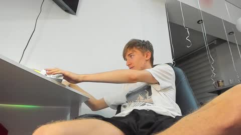 Snapshot of vibemygirl chatting on 6, 2, 2025 vibemygirl online show from 6, 2, 2025