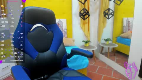 nahomy online show from 13, 2, 2025