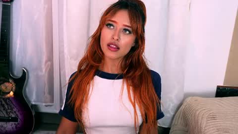 Snapshot of vicioushorse33 chatting on 1, 4, 2026 Sophie and Stan online show from 1, 4, 2026