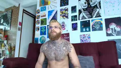 Snapshot of vickingcock7 chatting on 7, 10, 2025 vickingcock7 online show from 7, 10, 2025