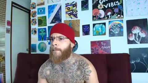 Snapshot of vickingcock7 chatting on 26, 10, 2025 vickingcock7 online show from 26, 10, 2025