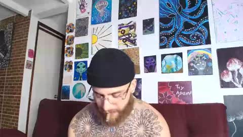 Snapshot of vickingcock7 chatting on 12, 11, 2025 vickingcock7 online show from 12, 11, 2025