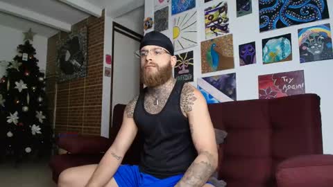 Snapshot of vickingcock7 chatting on 2, 12, 2025 vickingcock7 online show from 2, 12, 2025