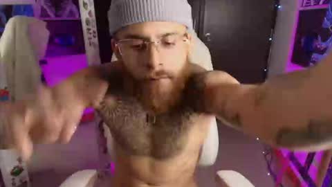 Snapshot of vickingcock7 chatting on 7, 3, 2026 vickingcock7 online show from 7, 3, 2026